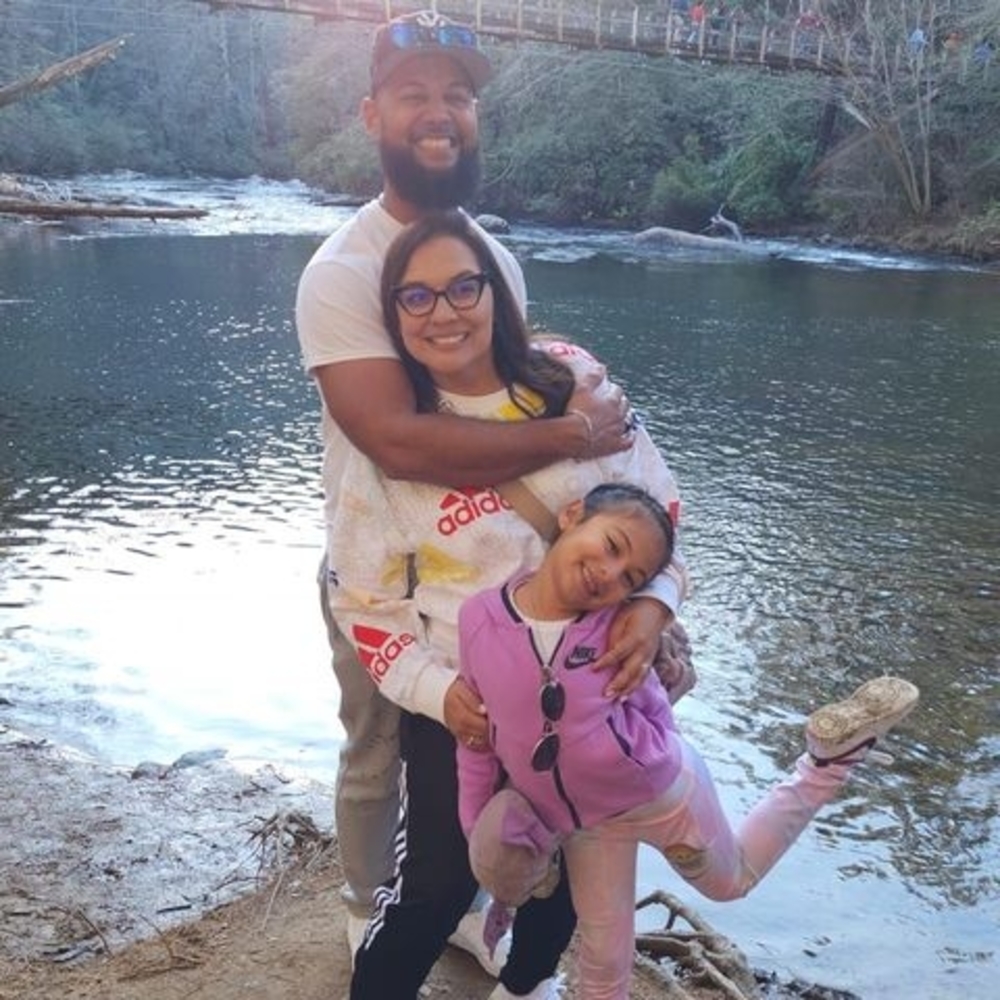 Meet your Posher, Nelly